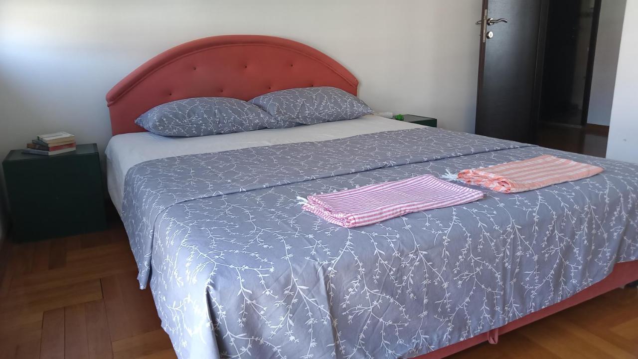 Central Home Подгорица Екстериор снимка